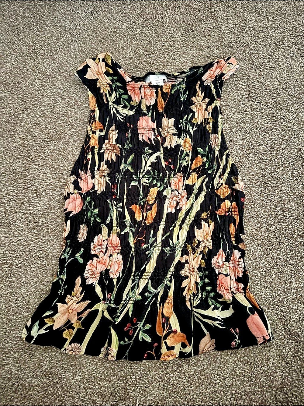 H&M Floral top in Black & Pink